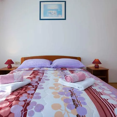 Apartment In Ii