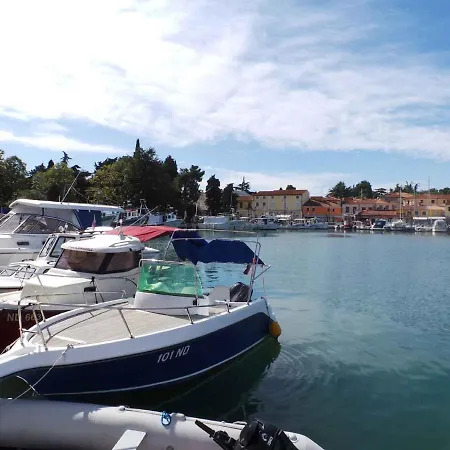 Apartment In Ii Zadar