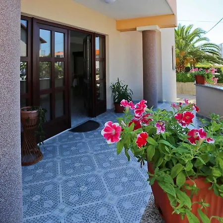 Apartment In Ii Zadar